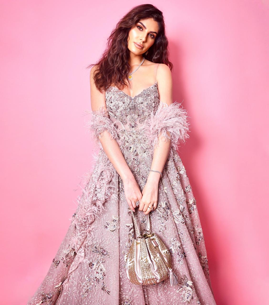 Elnaaz Norouzi With The Naaz Bag