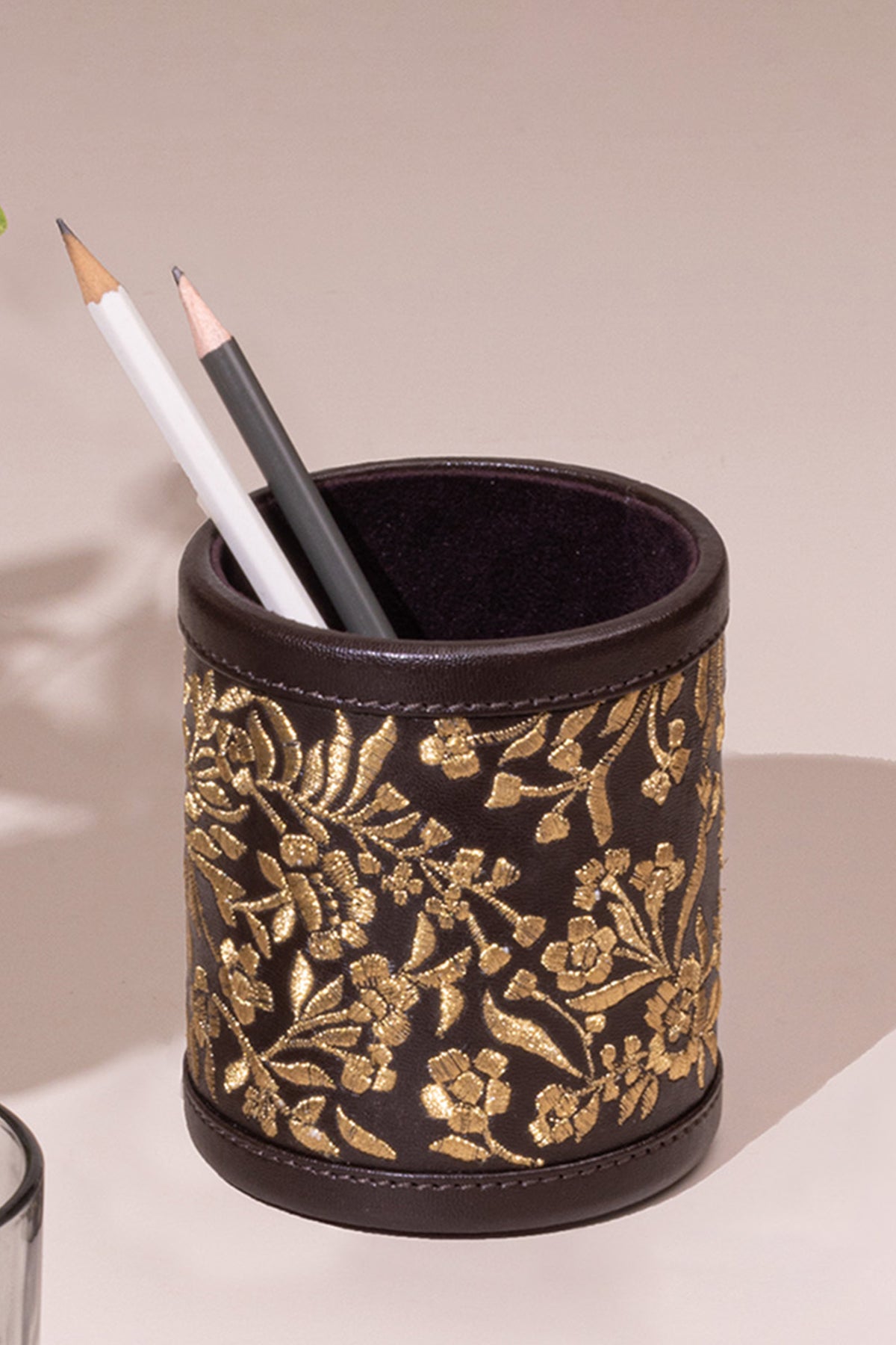 Maple Pen Holder - Chocolate
