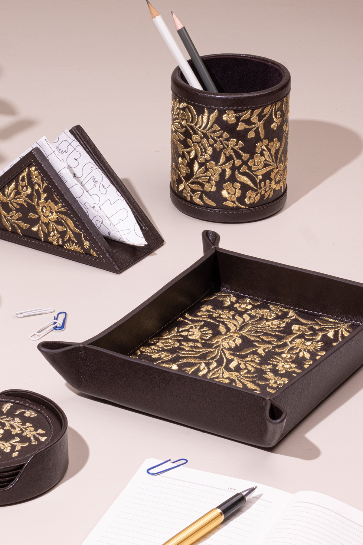 Maple Napkin Holder - Chocolate
