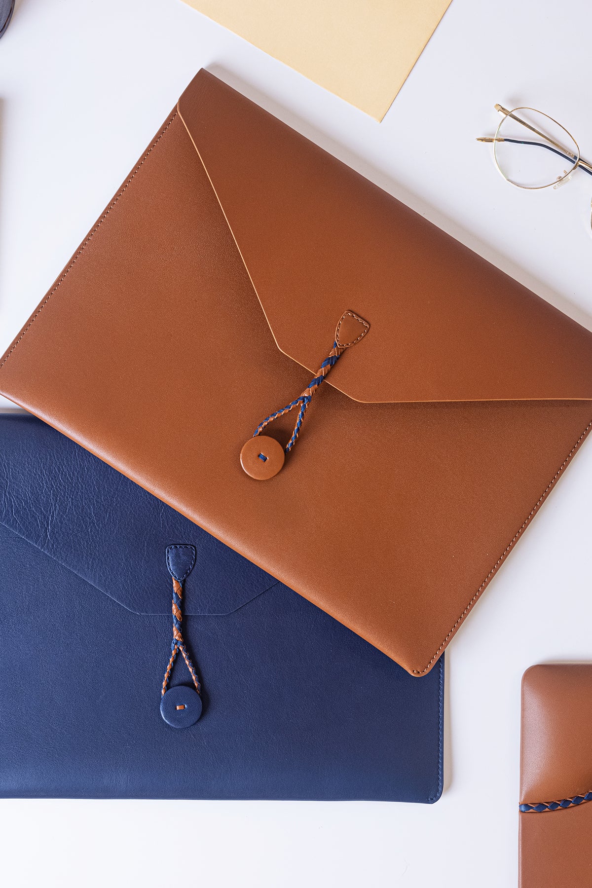 Cedar A4 Envelope - Whiskey