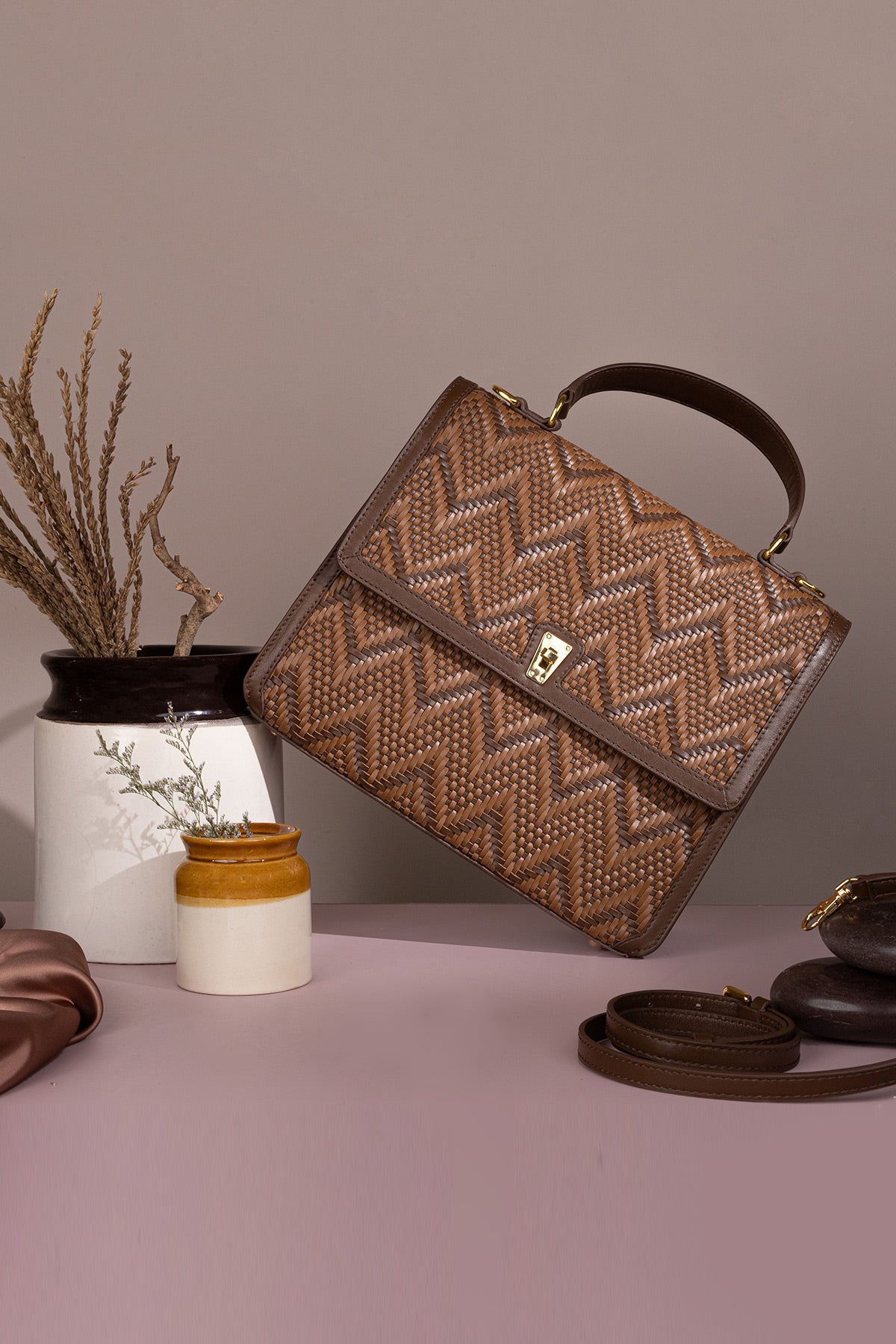 Elizabeth Leather Shoulder bag