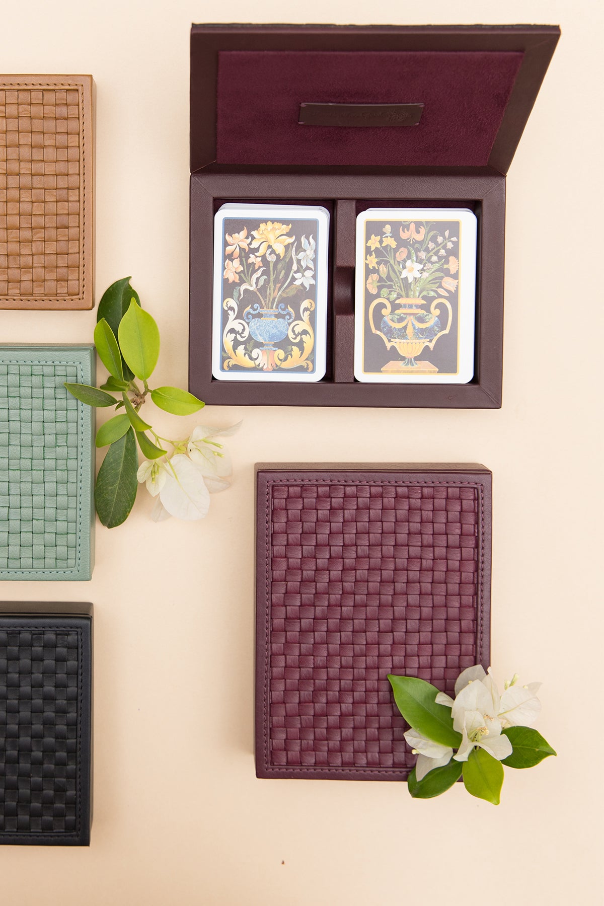 Oak Playing Cards Box - sangria