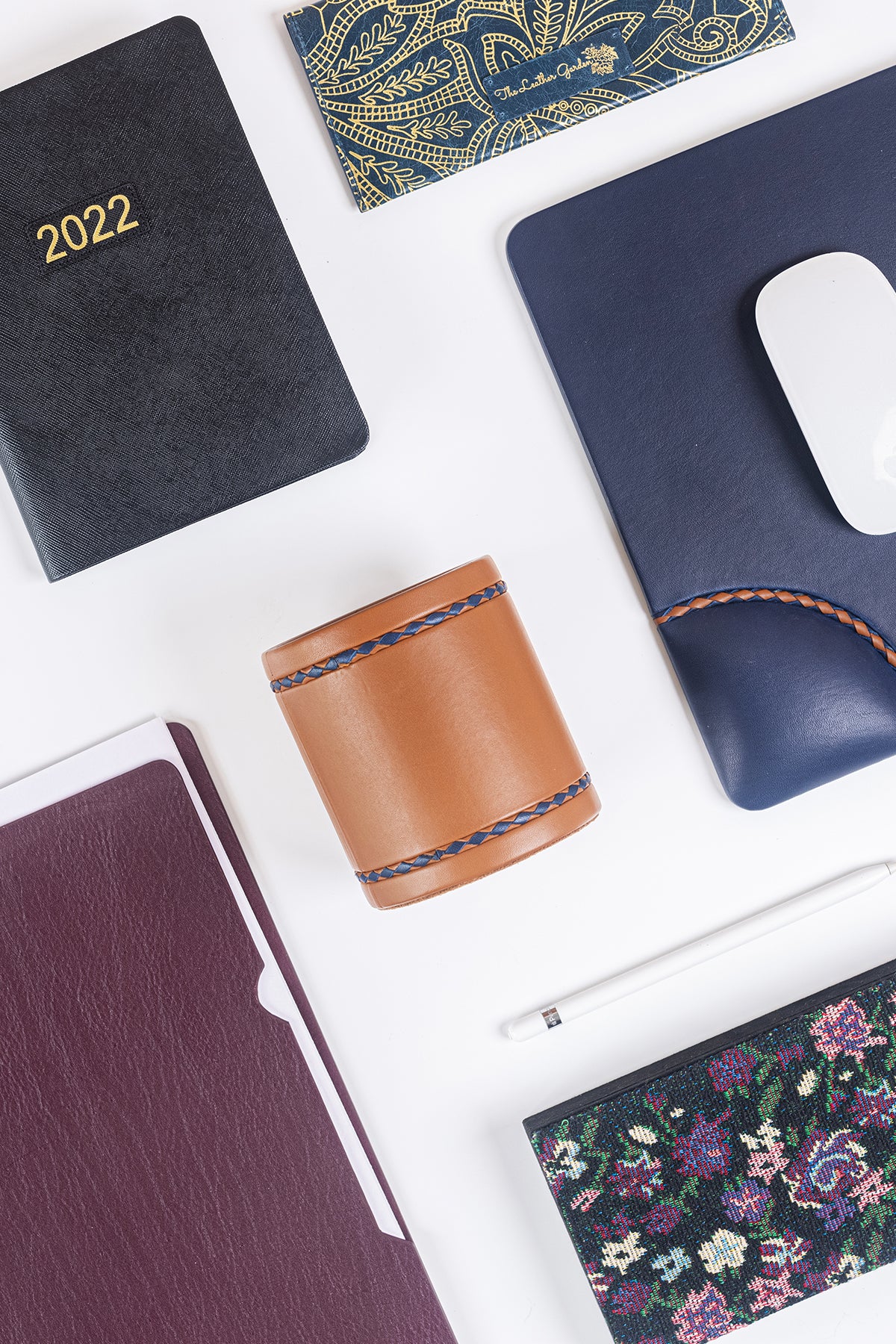 Cedar A4 Envelope - Whiskey