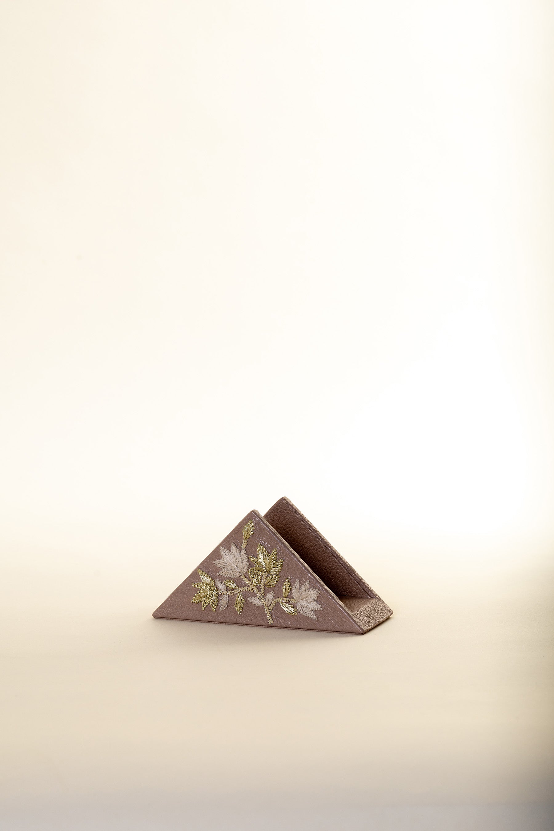 Geranium Nude Napkin Holder