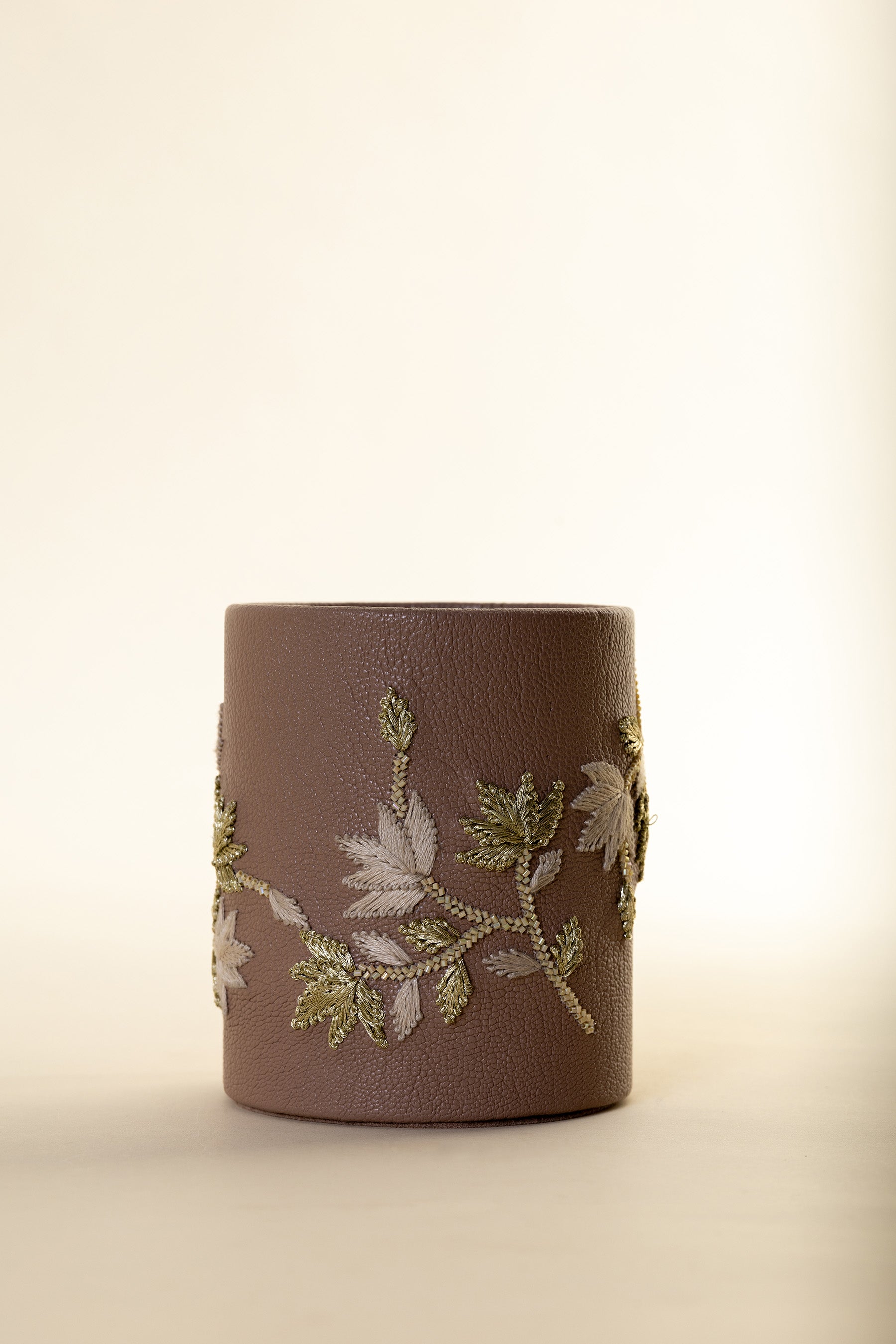 Geranium Nude Cutlery Stand