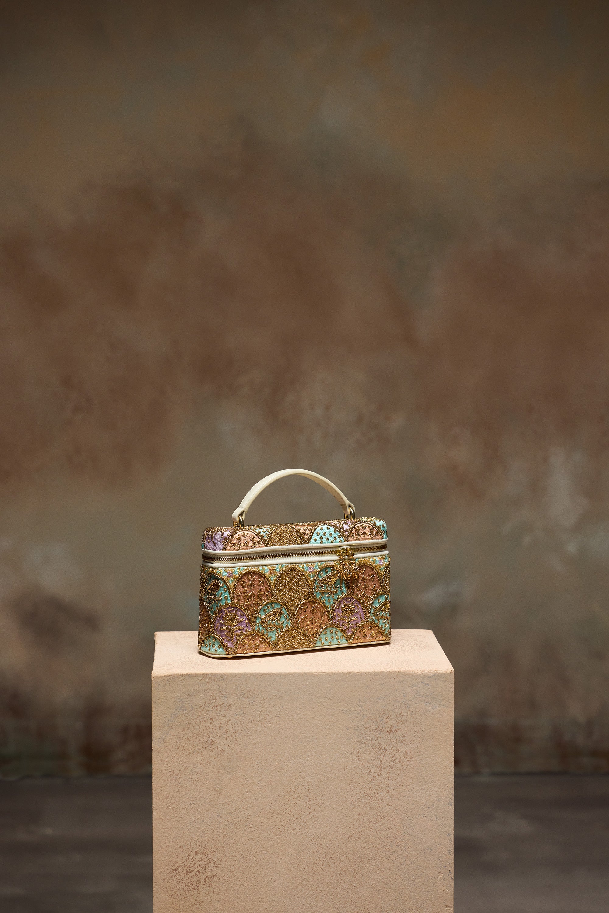 Rang Vanity Bag