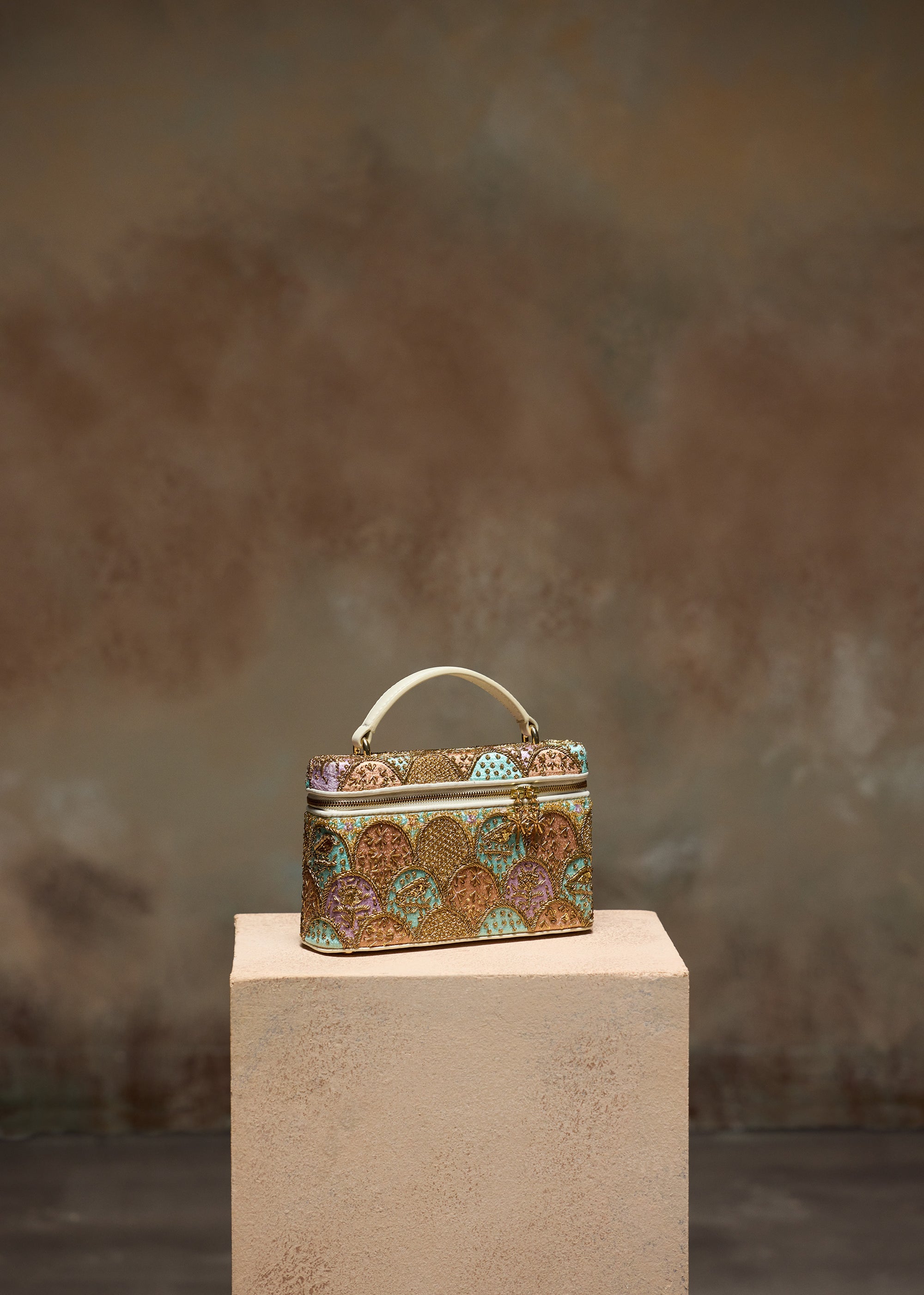 Rang Vanity Bag