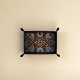 Meera Catchall