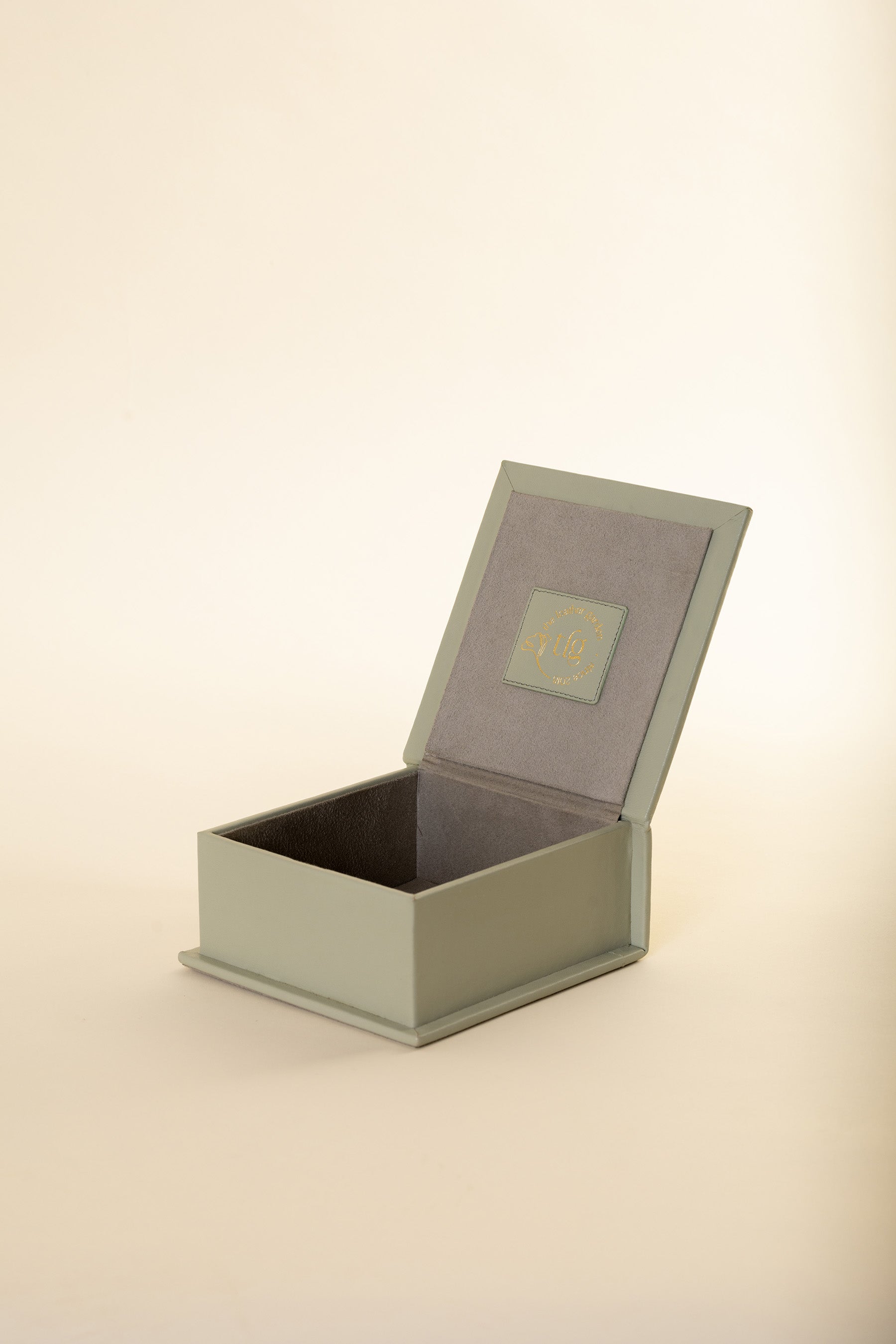 Mehfil Mint Box
