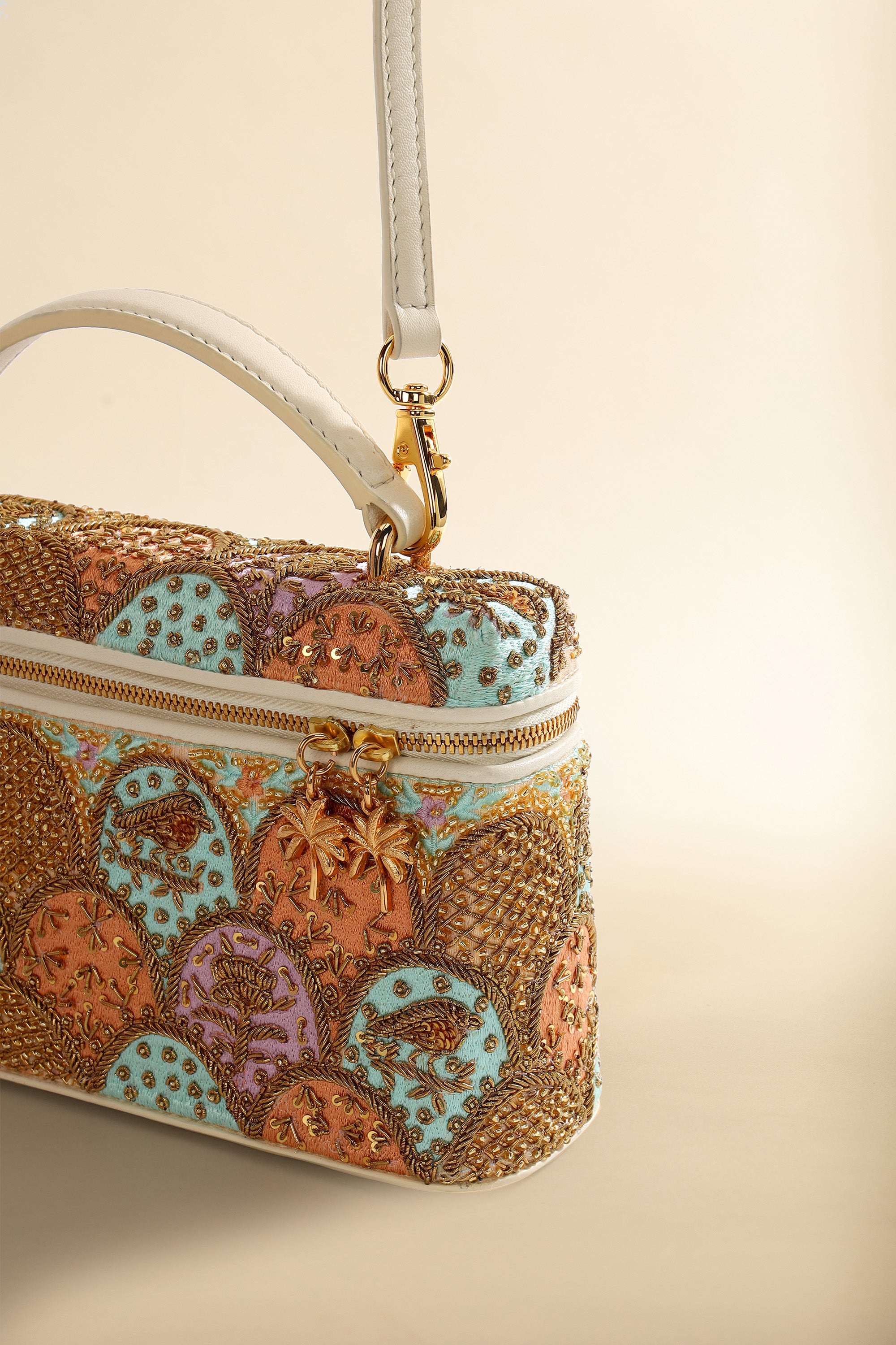 Rang Vanity Bag